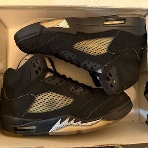 Jordan 5 Retro ‘Black Metallic’
